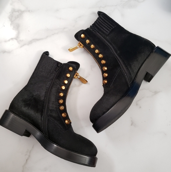 Jeffrey Campbell Tonette-2F Calf-hair zip-front Bootie with studs, Size 6.5 - Picture 2 of 8